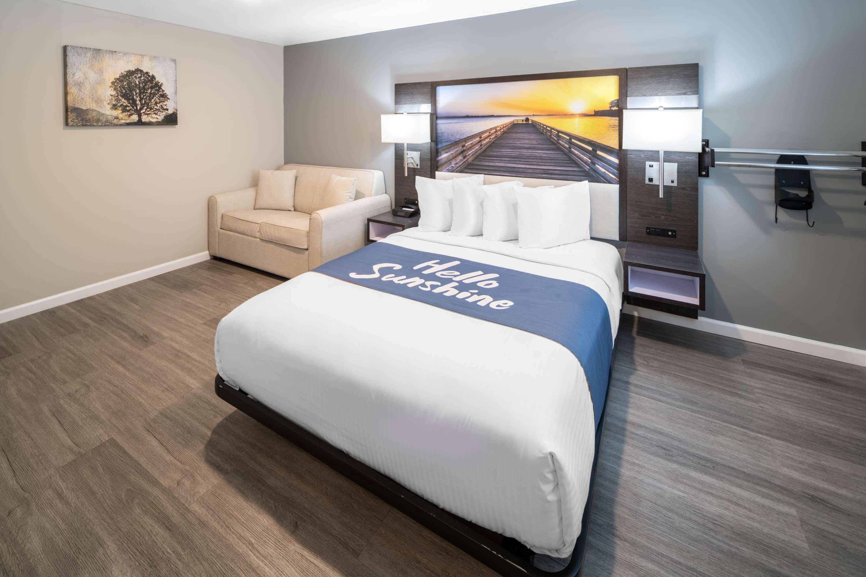 Days Inn By Wyndham Galt - Elk Grove South Kültér fotó